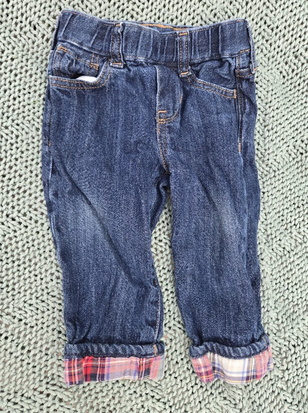GAP plaid button